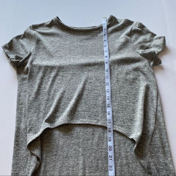 Express One Eleven Short Sleeve Hi-low Shirt, L (g55) - Picture 4 of 7